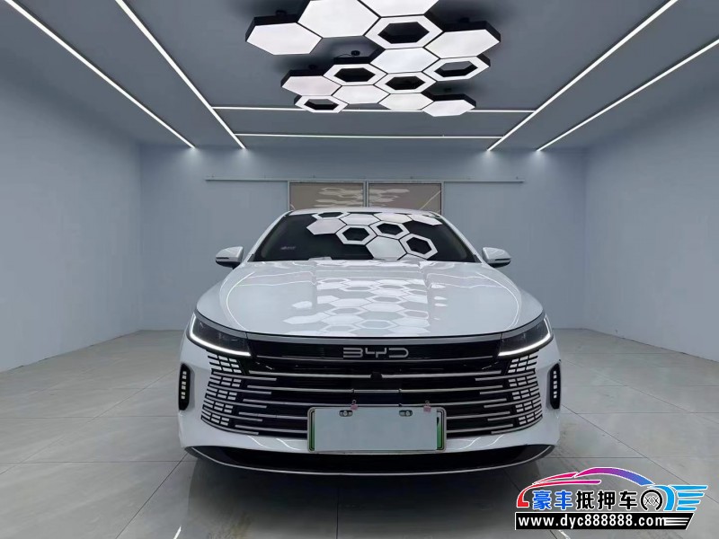 24年比亚迪驱逐舰轿车抵押车出售
