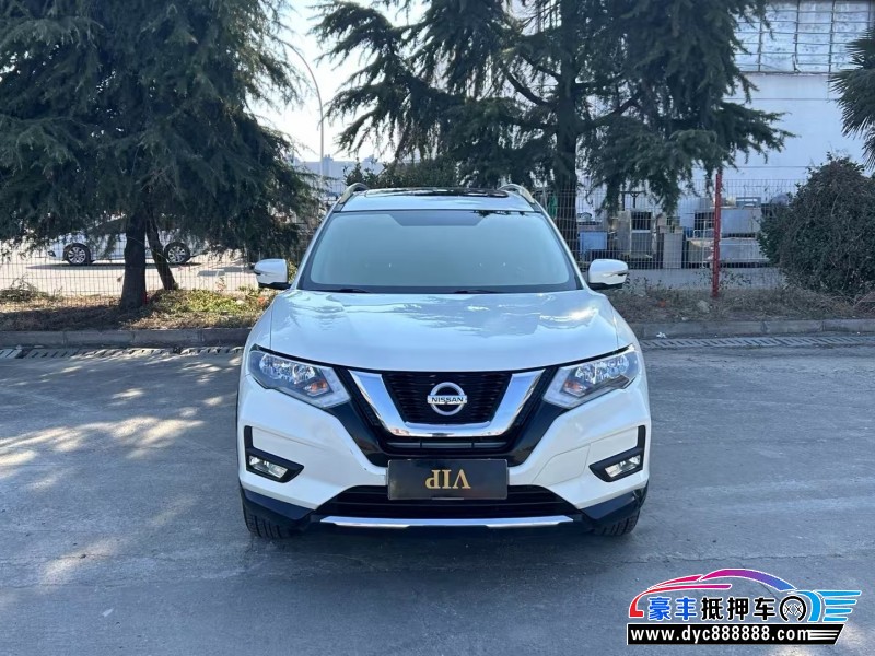 18年日产奇骏轿车抵押车出售