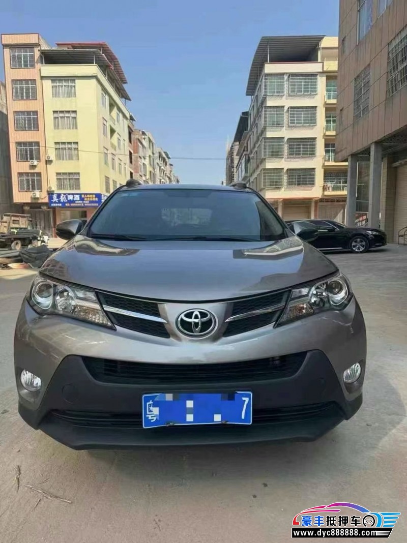 14年丰田RAV4轿车抵押车出售