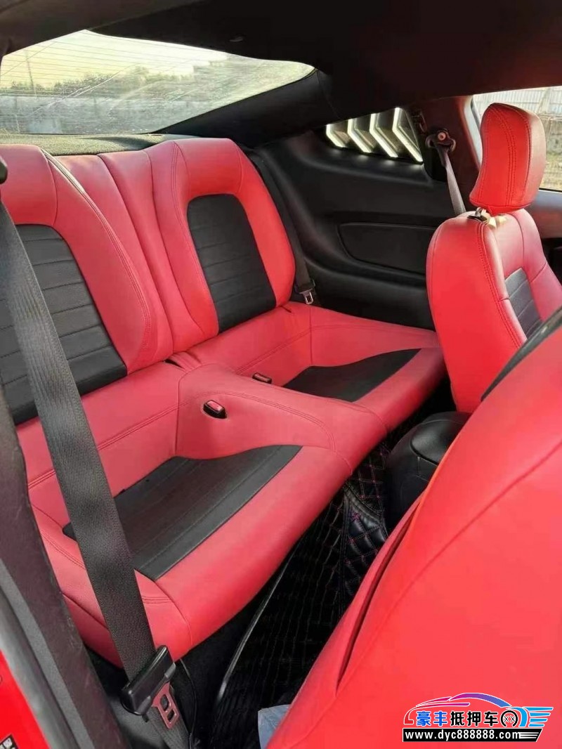 17年福特野马轿车抵押车出售