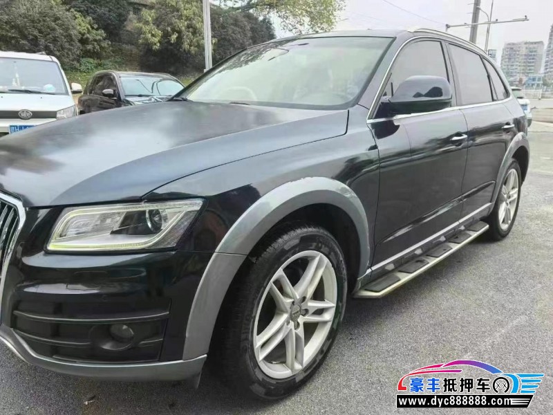 18年奥迪Q5轿车抵押车出售