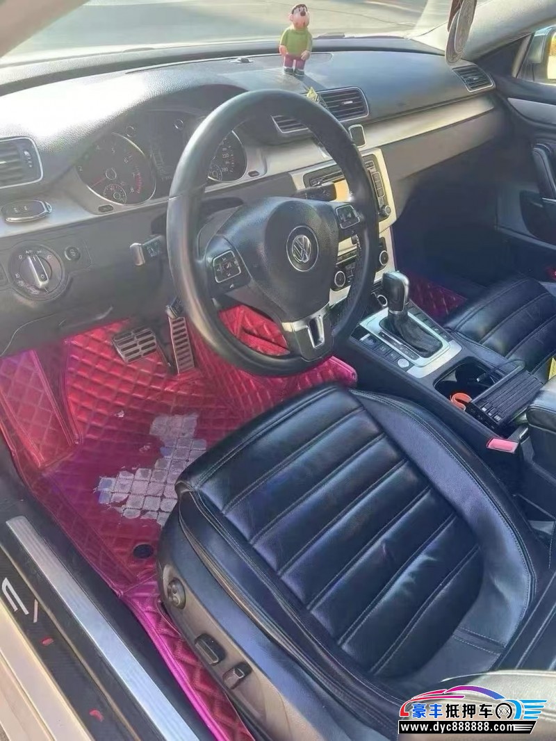 12年大众CC轿车抵押车出售