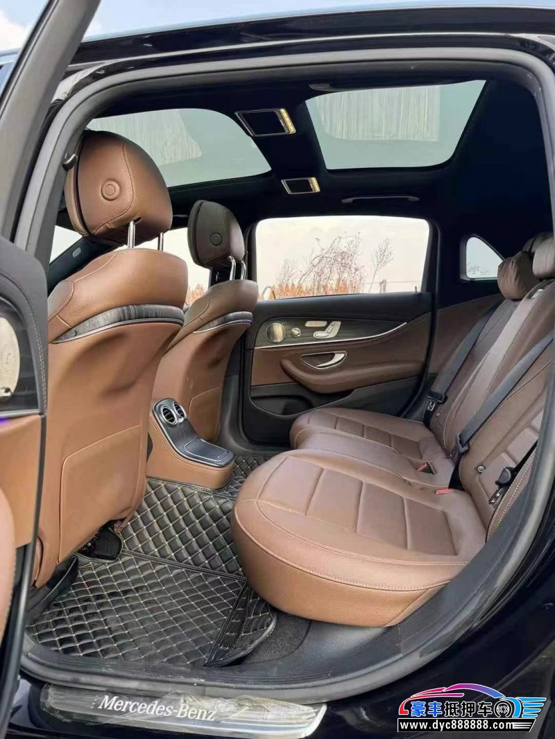 22年奔驰E轿车抵押车出售