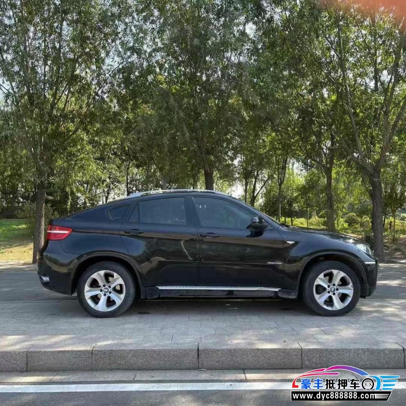 13年宝马X6轿车抵押车出售