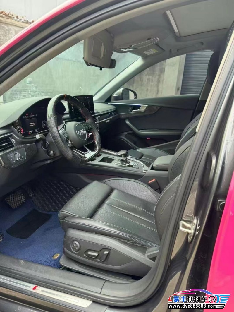 21年奥迪A4轿车抵押车出售