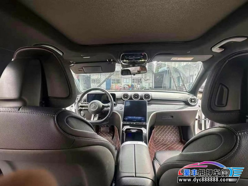 22年奔驰C轿车抵押车出售