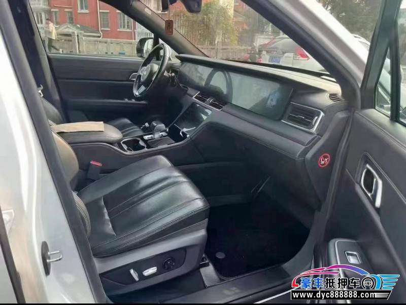 21年理想ONE轿车抵押车出售