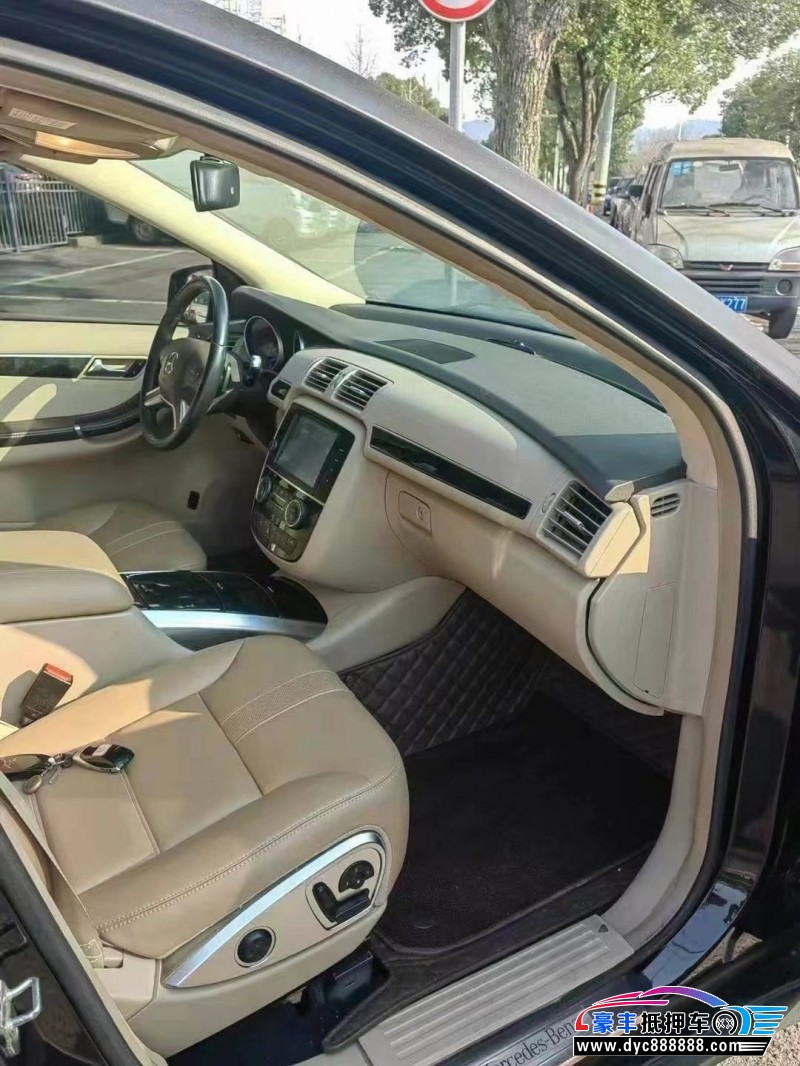 15年奔驰R轿车抵押车出售