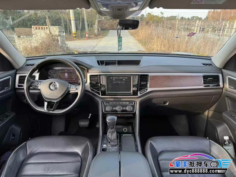 17年大众途昂轿车抵押车出售