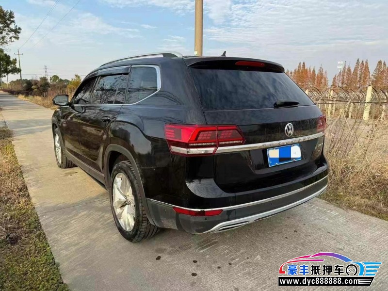 17年大众途昂轿车抵押车出售