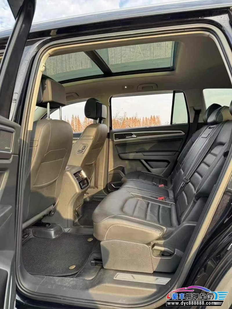 17年大众途昂轿车抵押车出售