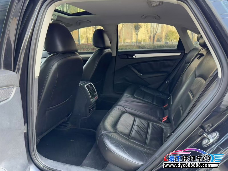 14年大众帕萨特轿车抵押车出售