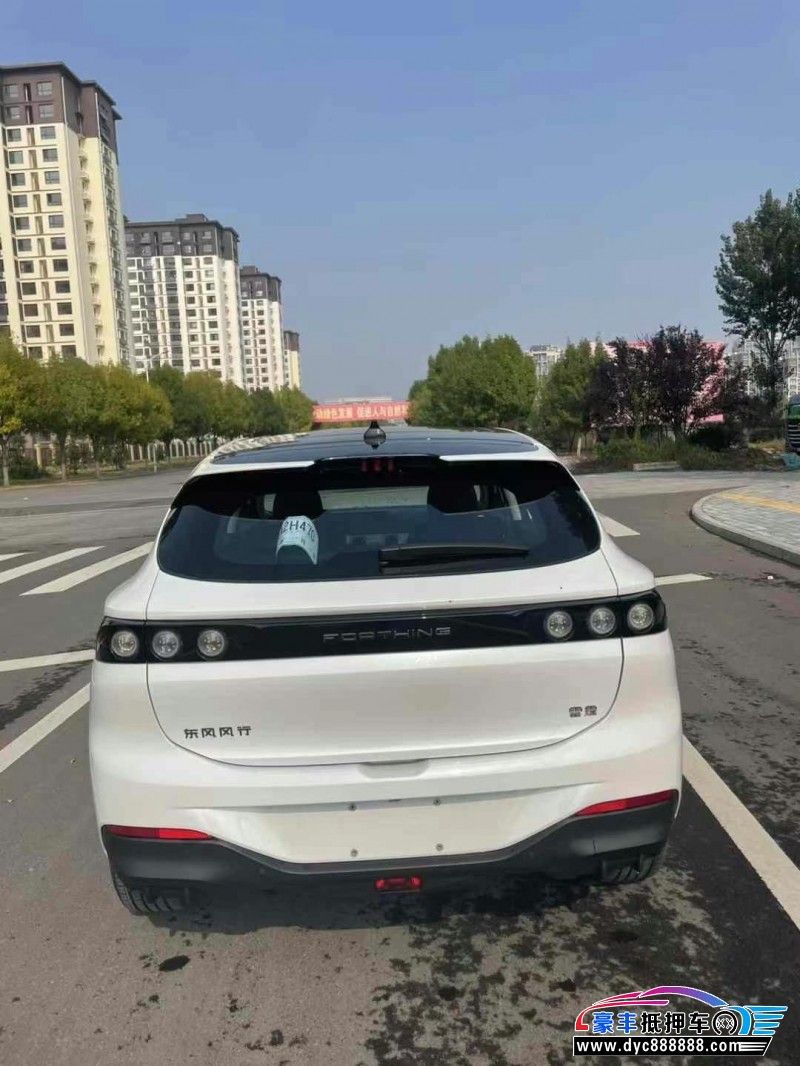 24年东风雷霆轿车抵押车出售