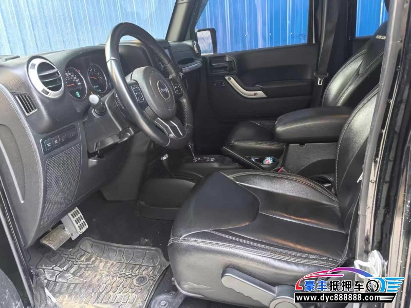 19年Jeep牧马人轿车抵押车出售