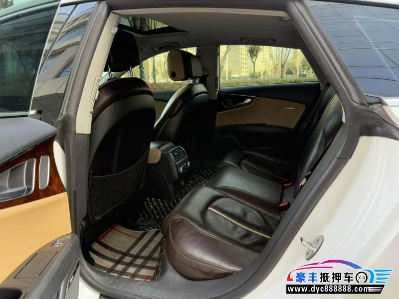 15年奥迪A7轿车抵押车出售