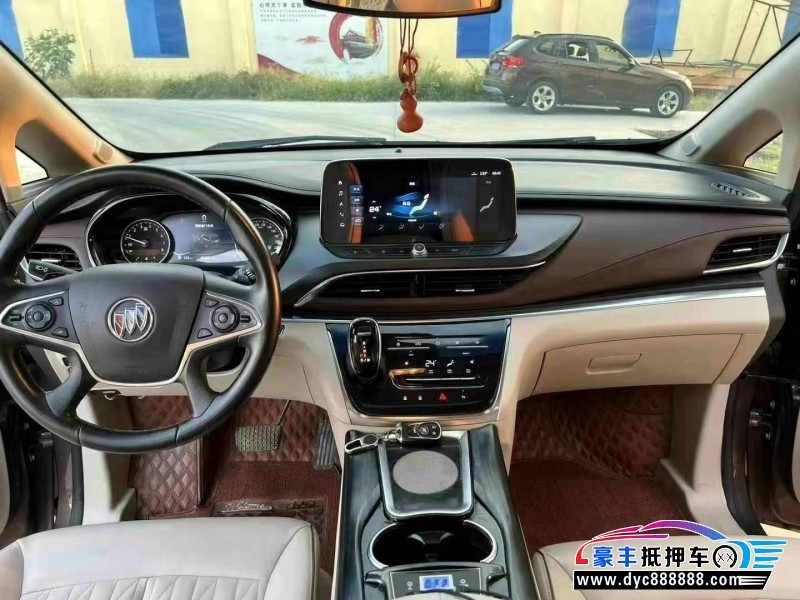 21年别克GL8轿车抵押车出售