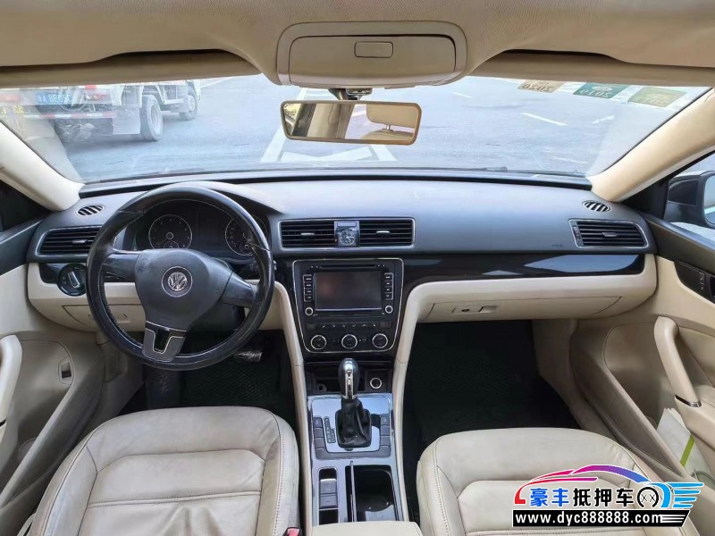 13年大众帕萨特轿车抵押车出售