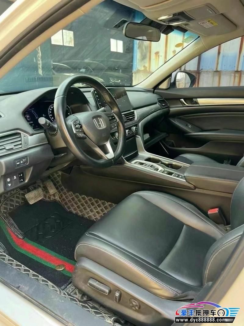 22年本田雅阁轿车抵押车出售