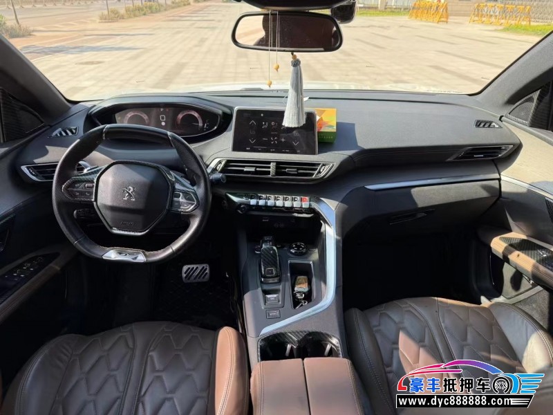 17年标致5008轿车抵押车出售