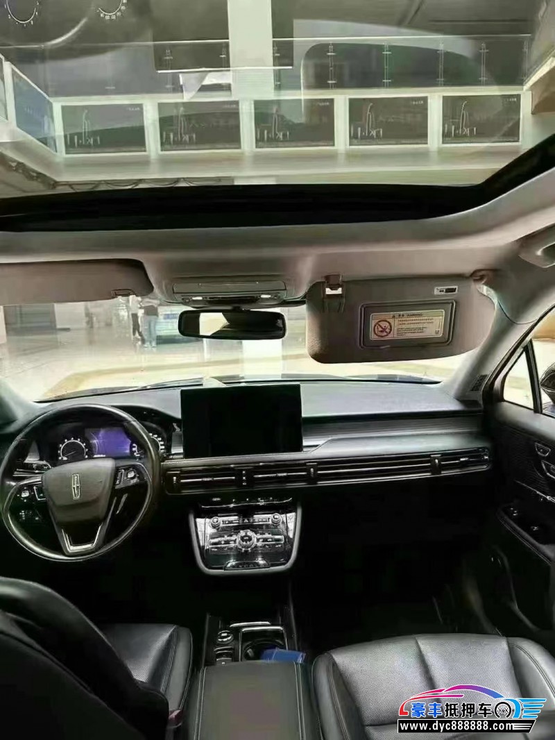 22年林肯冒险家轿车抵押车出售