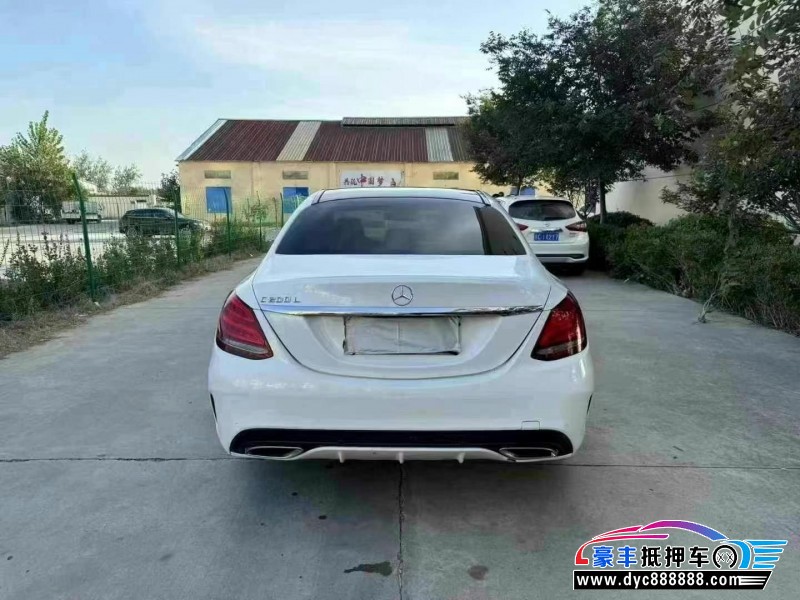21年奔驰C轿车抵押车出售