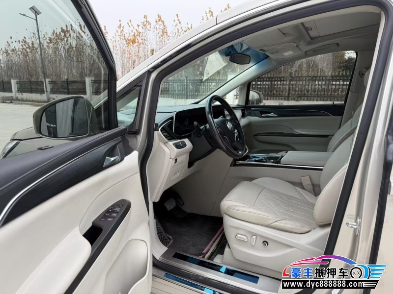 22年别克GL8MPV抵押车出售