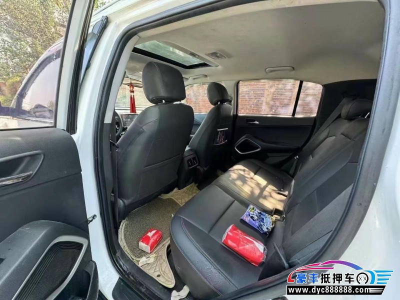 18年现代ix35轿车抵押车出售