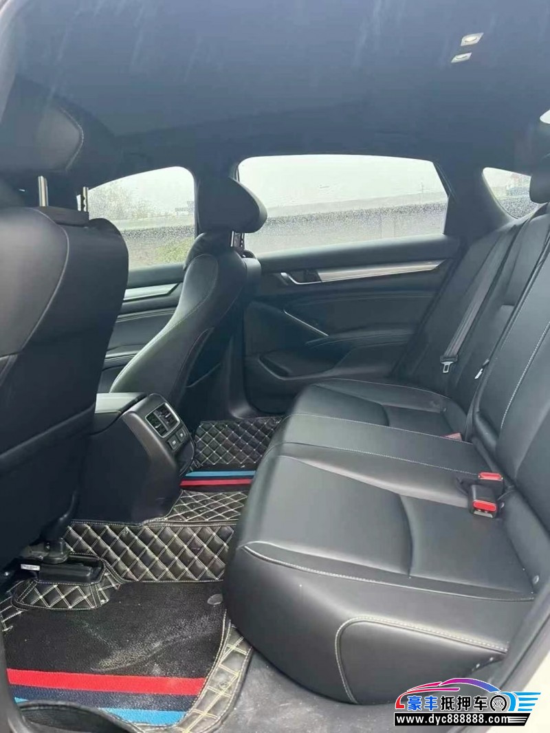 22年本田英诗派轿车抵押车出售