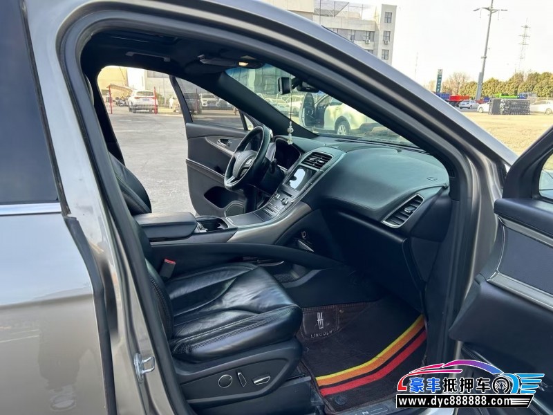 17年林肯MKX轿车抵押车出售