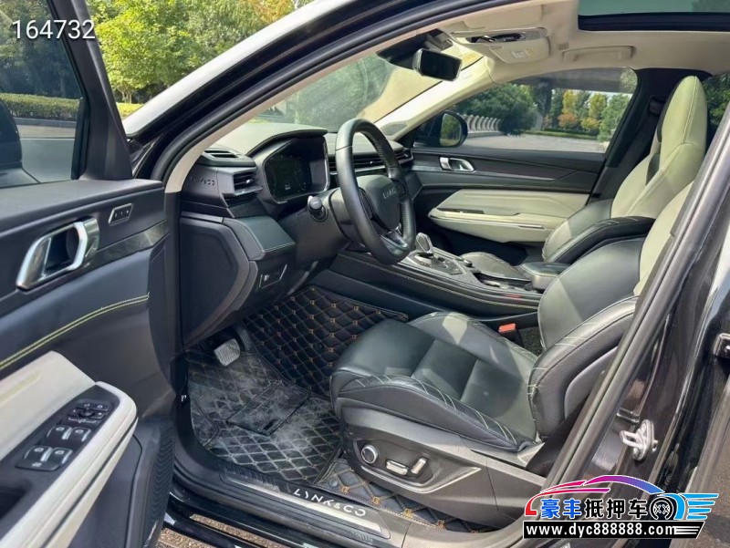 21年领克05轿车抵押车出售