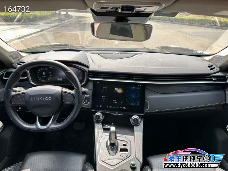 21年领克05轿车抵押车出售