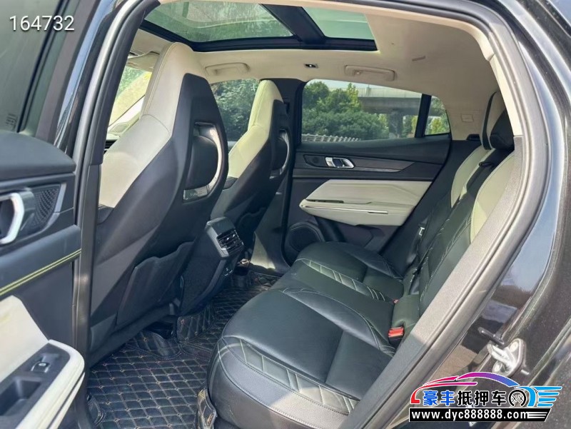 21年领克05轿车抵押车出售