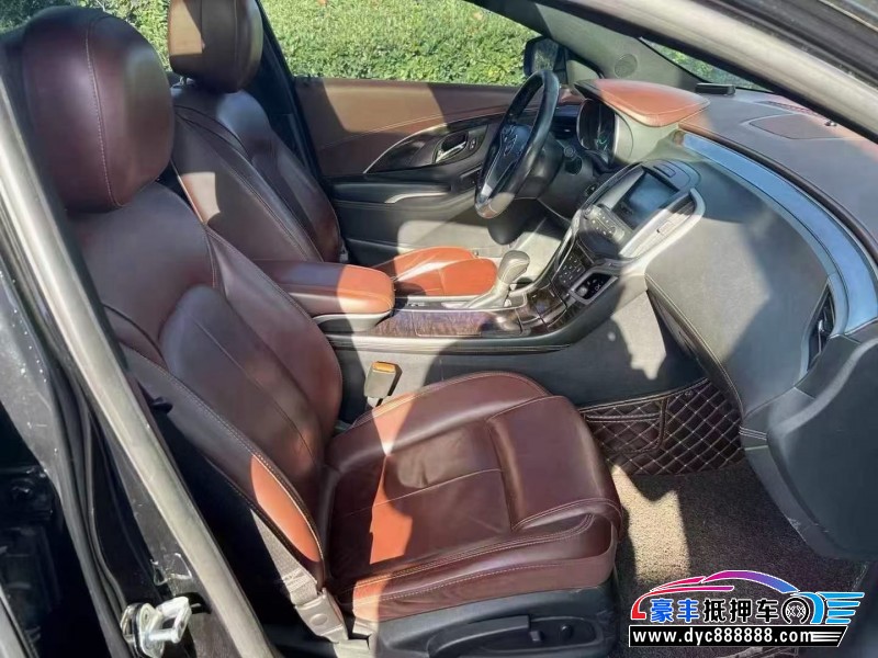 14年别克君越轿车抵押车出售