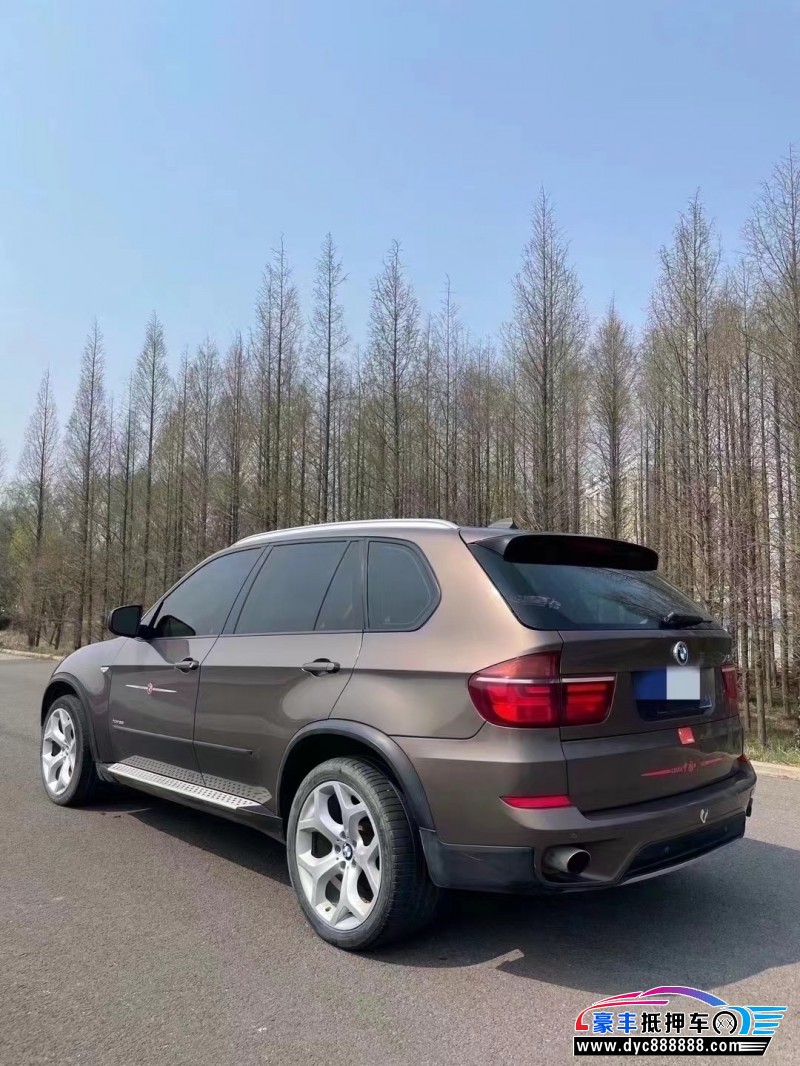13年宝马X5轿车抵押车出售