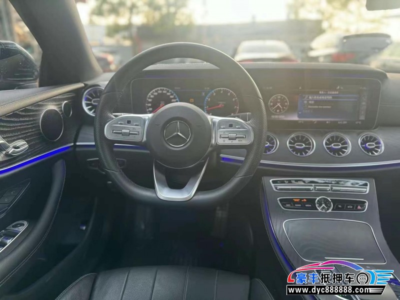 19年奔驰E轿车抵押车出售