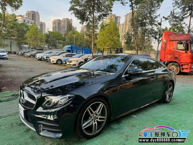 19年奔驰E轿车抵押车出售