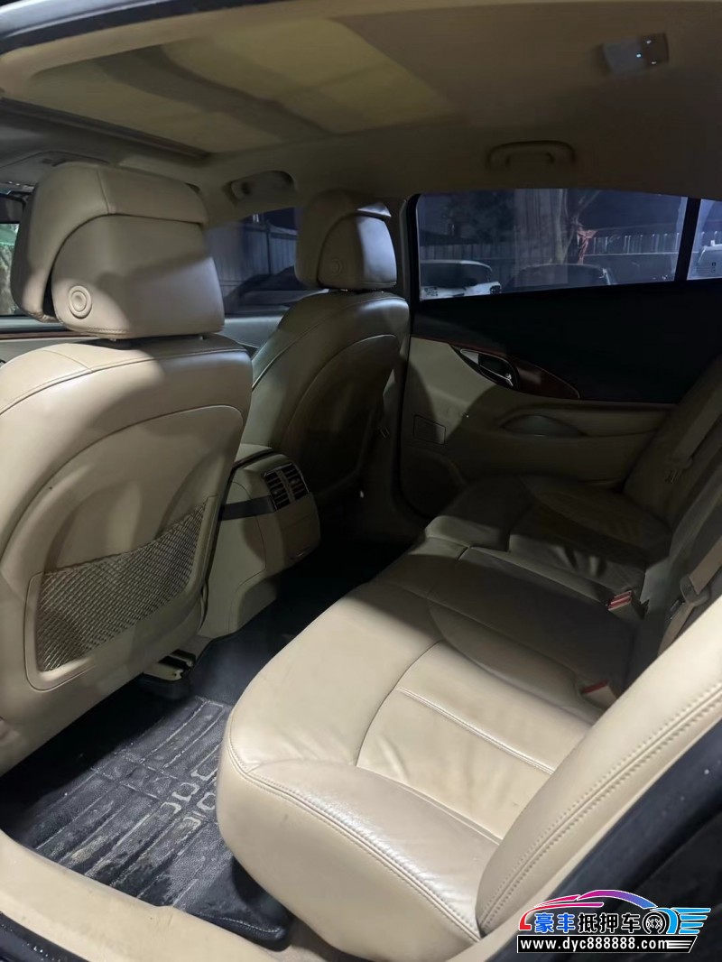 11年别克君越轿车抵押车出售