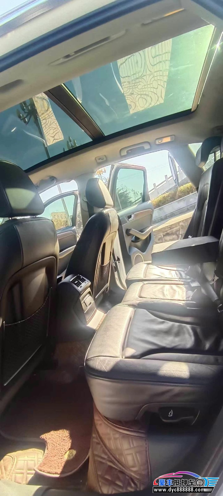 14年奥迪Q5轿车抵押车出售