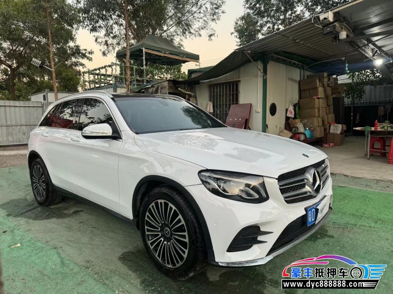 18年奔驰GLC轿车抵押车出售