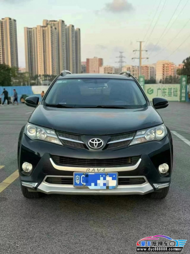 14年丰田RAV4轿车抵押车出售