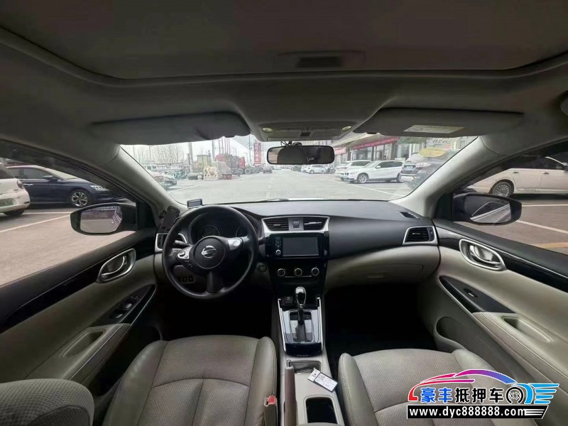 16年日产轩逸轿车抵押车出售