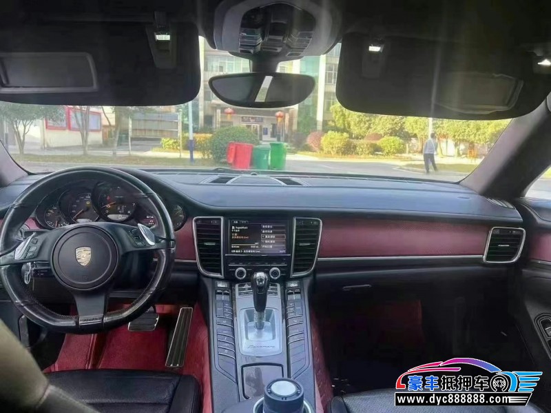 11年保时捷帕纳梅拉轿车抵押车出售