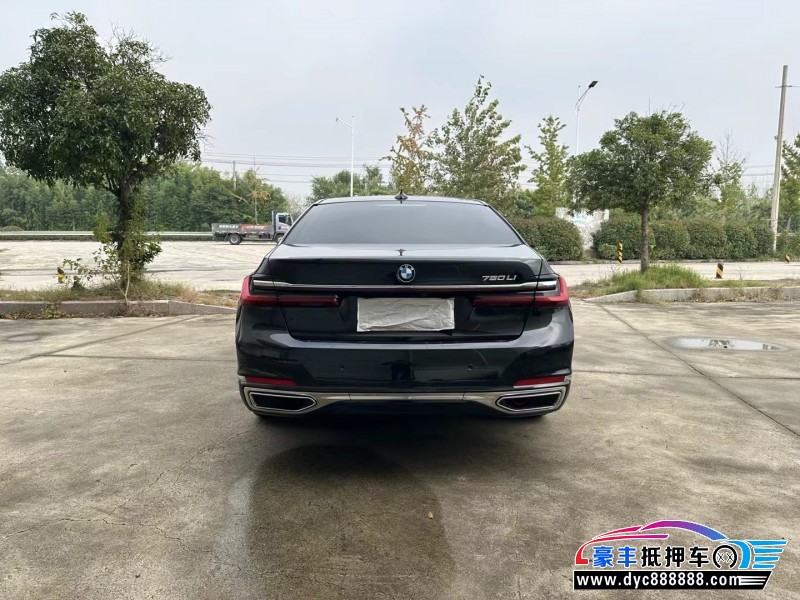 22年宝马7系轿车抵押车出售