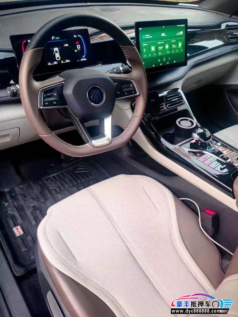 24年比亚迪秦轿车抵押车出售