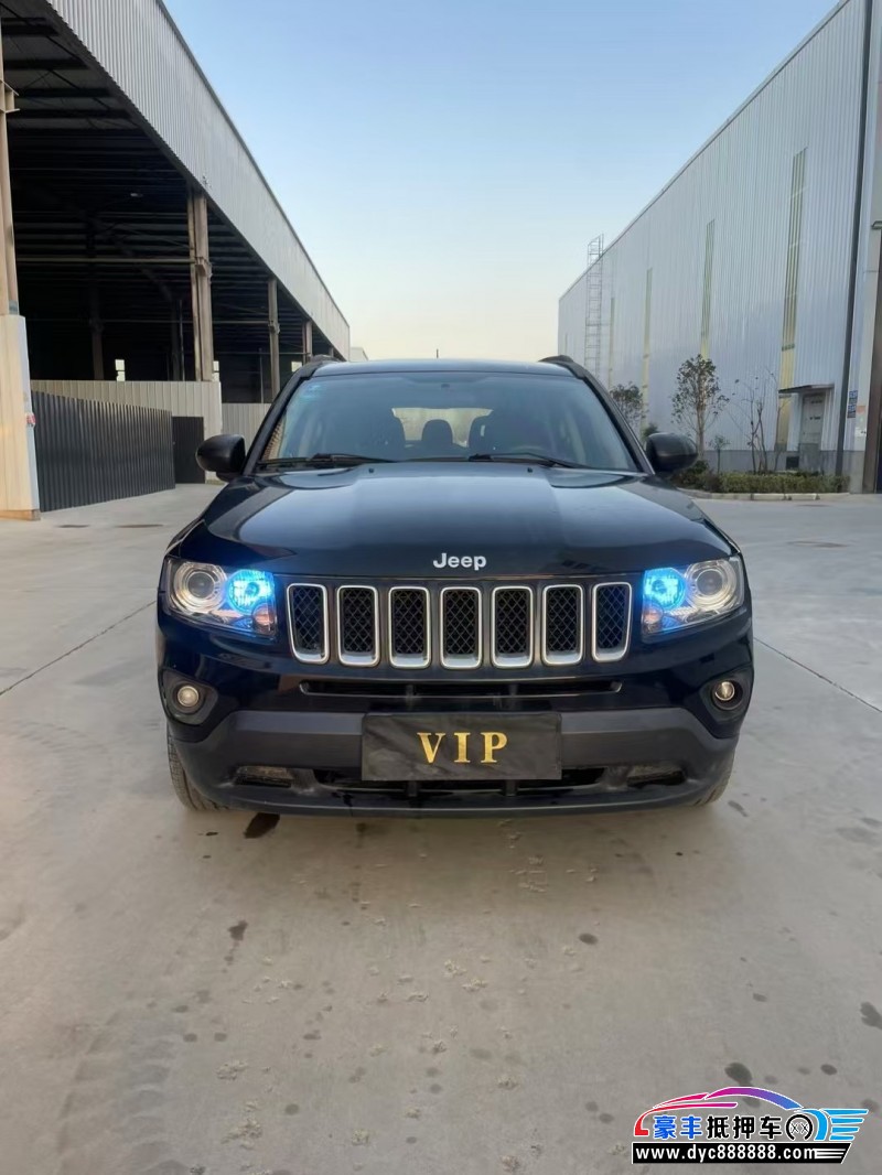 14年Jeep指南者轿车抵押车出售