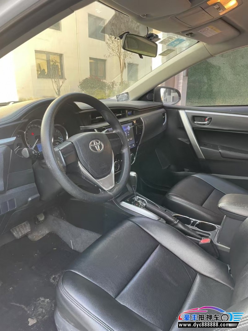 17年丰田卡罗拉轿车抵押车出售