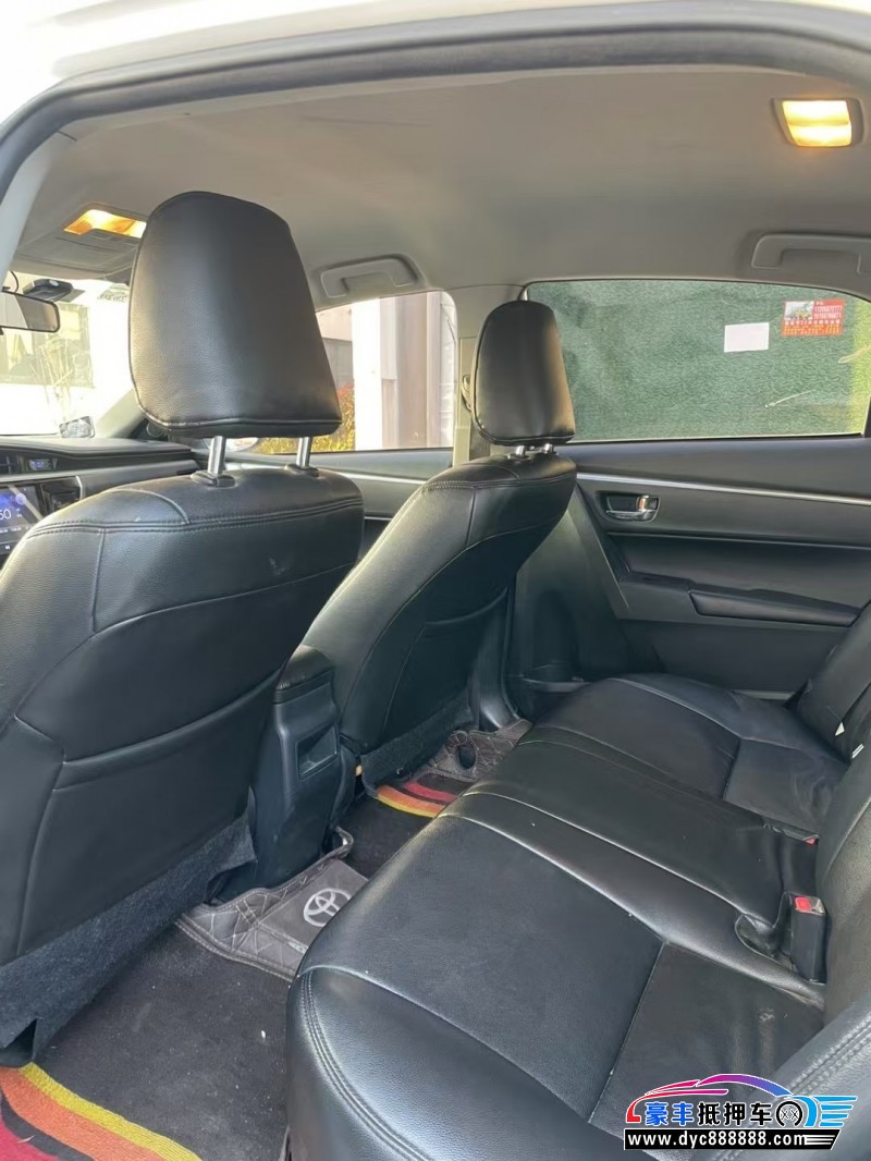 17年丰田卡罗拉轿车抵押车出售