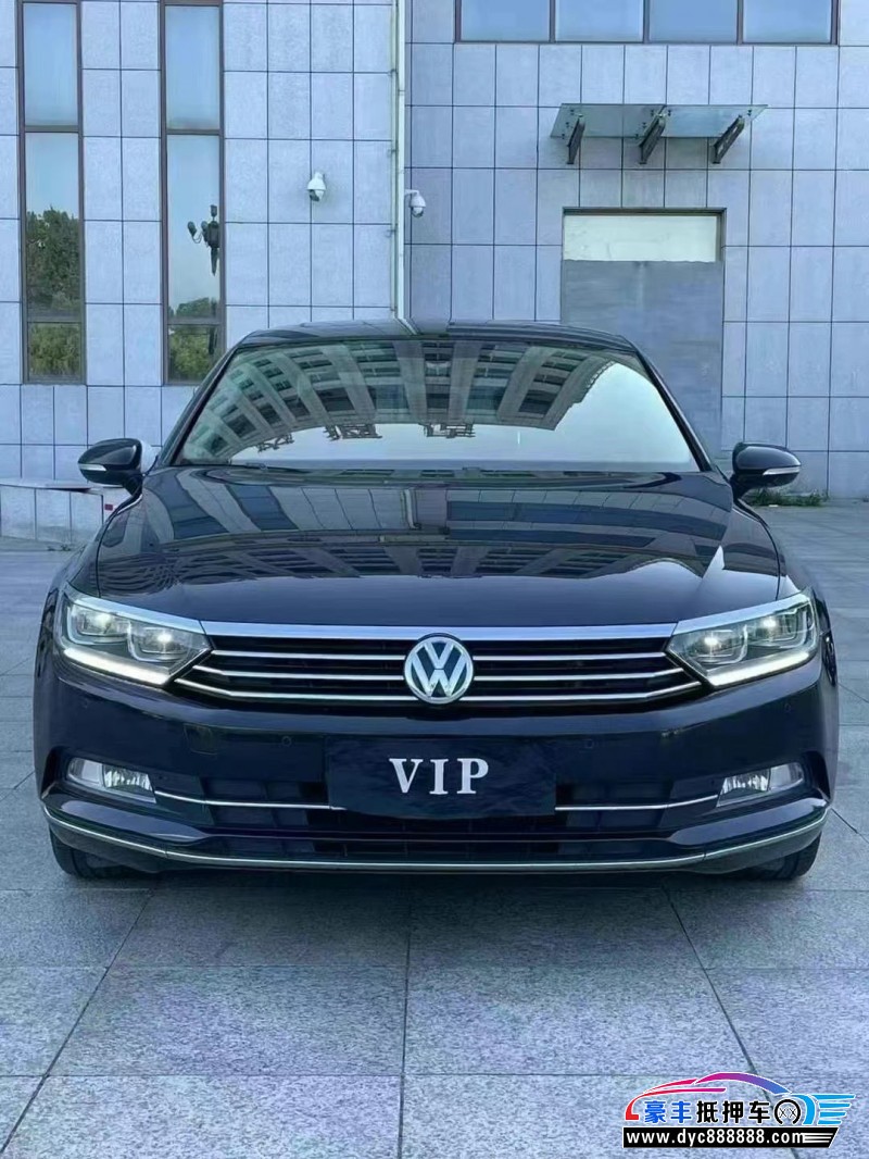 18年大众迈腾轿车抵押车出售