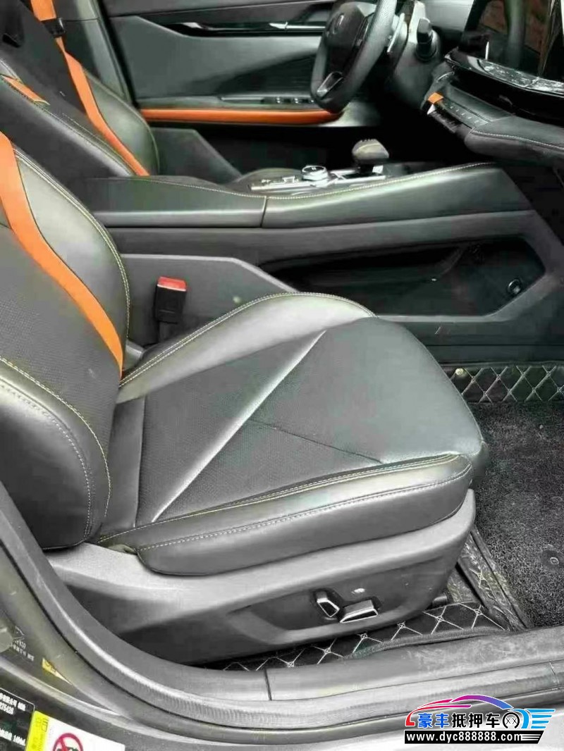 23年长安长安UNI轿车抵押车出售