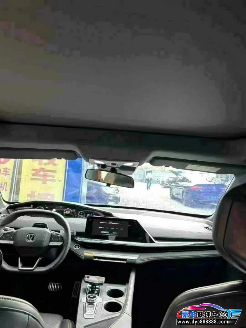 23年长安长安UNI轿车抵押车出售